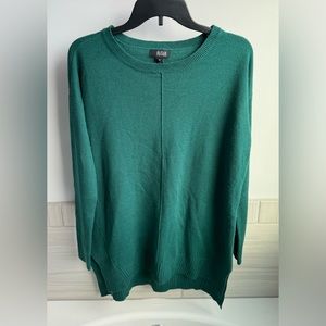 a.n.a. Women’s Green Sweater - Tunic